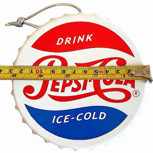 Pepsi- Cola Retro Metal Bottle Cap Christmas Holiday Hanging Ornament 5" Ruz New - Picture 7 of 7